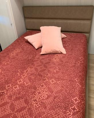 Letto una piazza e mezza con materasso memory