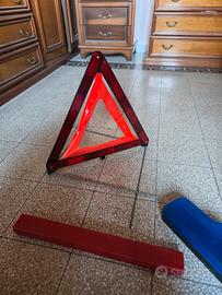 Triangolo di emergenza omologato