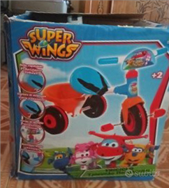 Triciclo nuovo imballato + gratis secondo identico