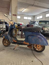 Piaggio Vespa 50 R faro tondo con librettino