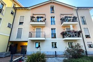 2 LOCALI A CASTEGGIO