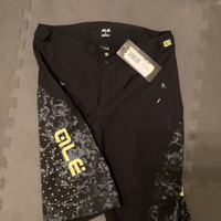 Pantaloncino MTB enduro