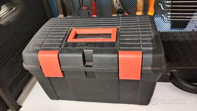 Cercafughe a liquido fluo con pompa elettrica +acc