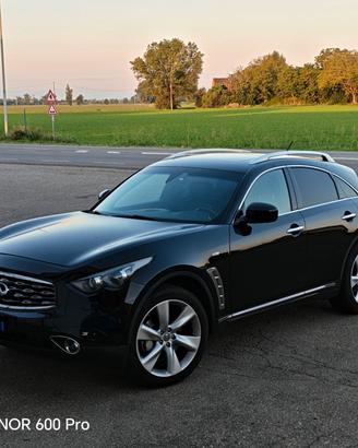 Suv 4x4 versione sport tetto pelle navi