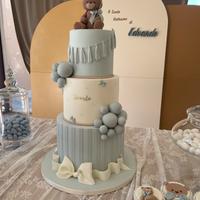 Torta finta per baby shower/battesimo/compleanno