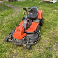 Trattorino tagliaerba Husqvarna 18,5 cv funziona