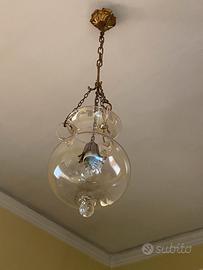 Lampadario a sospensione vetro e ottone del ‘900