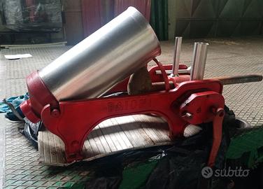 INSACCATRICE A MANOVELLA