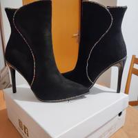 Stivaletti neri tacco spillo n.37