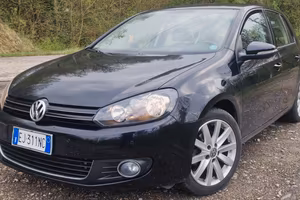 vw Golf 6 1.6 tdi 77kw Highline ok neopatentati