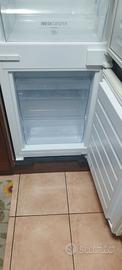 Frigorifero combinato da incasso Hotpoint Ariston