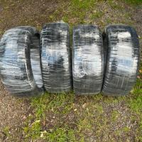 4 Gomme invernali Nokian 225/40 R18
