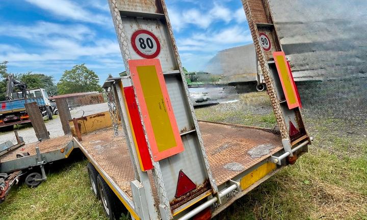 Rimorchio 2 assi trasporto macchine operatrici