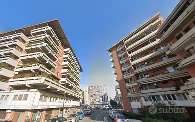 Ampio pentalocale con balcone a Novoli