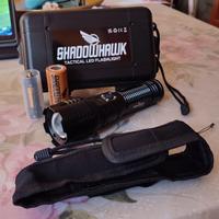 Torcia LED tattica SHADOWHAWK professionale