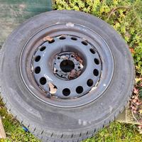 4 cerchi e gomme 205/65/15