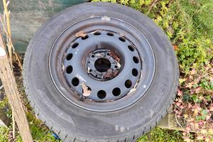 4 cerchi e gomme 205/65/15