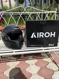 Casco integrale moto airoh connor . Taglia  M
