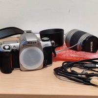 fotocamera NIKON F 65D + OBBIETTIVO romaster