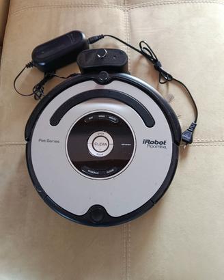 I ROBOT ROOMBA VACUUM CLEANING ROBOT