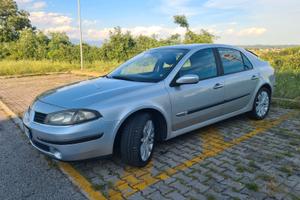 REANAULT LAGUNA  150cv