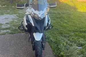 Benelli trk 502x