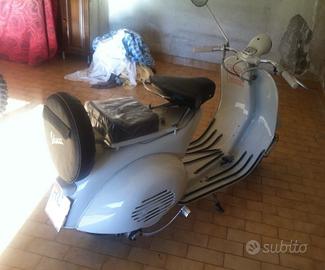 Vespa struzzo VL3
