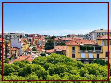 Appartamento di 120 m² con 3 locali a Milano