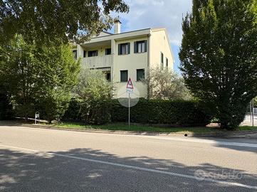 3 LOCALI A BATTAGLIA TERME