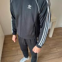 Tuta adidas