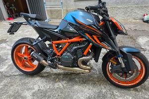 KTM 1290 SuperDuke EVO 2022 