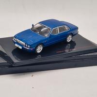 JAGUAR XJ8 (X308) - Ixo-Models - Scala 1/43