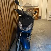 Yamaha xmax 250