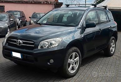Toyota RAV4 2.2 D-4D 136 CV Sol