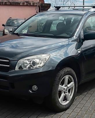Toyota RAV4 2.2 D-4D 136 CV Sol