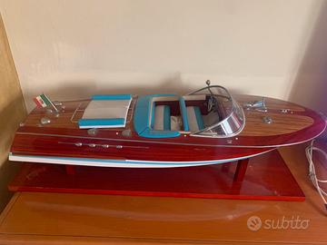 Motoscafo riva
