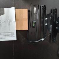 supporto TV VESA 100 x 100 , 200 x 200