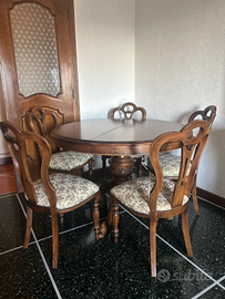 Set Sala da Pranzo Classico – Tavolo Tondo 5 sedie