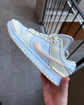 Nike dunk low twist