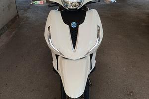 Beverly 300 hpe