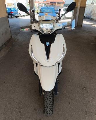 Beverly 300 hpe