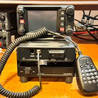 YAESU FTM 400