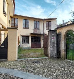 Immobile a Pettenasco Lago d'Orta da ristrutturare