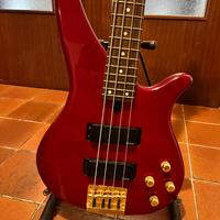 Basso Yamaha 4 corde attivo