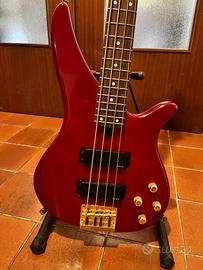 Basso Yamaha 4 corde attivo