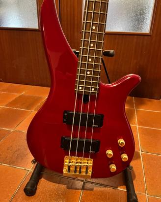 Basso Yamaha 4 corde attivo