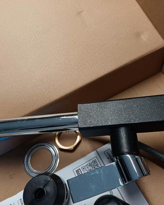 Rubinetto miscelatore cucina FRANKE modello Maris