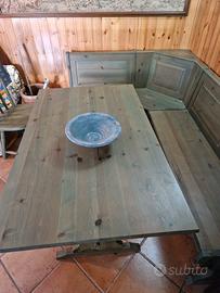 tavolo di legno Cassapanca e sedie
