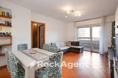 TRILOCALE CON BOX E CANTINA VIA DESERTO DEL GOBI