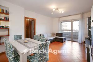 TRILOCALE CON BOX E CANTINA VIA DESERTO DEL GOBI